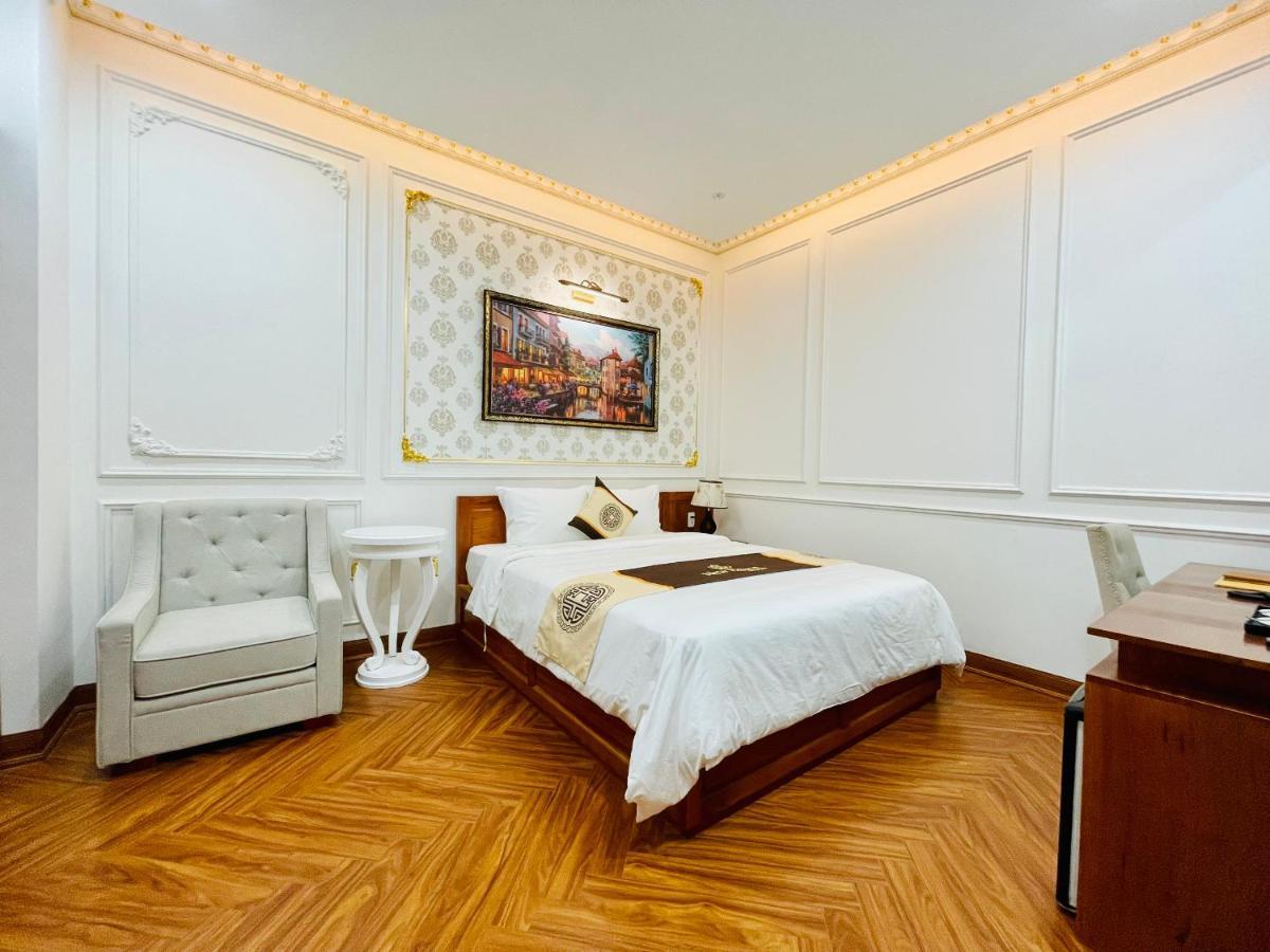 New Palace Hotel Kuang Ngai Dış mekan fotoğraf
