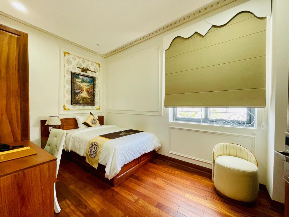 New Palace Hotel Kuang Ngai Dış mekan fotoğraf